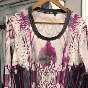 Marc Aurel German designer lightweight top